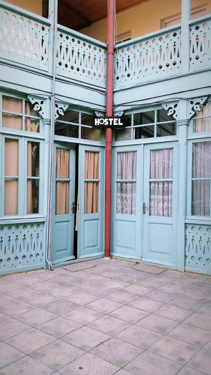 Hostel Nino ティビリシ エクステリア 写真
